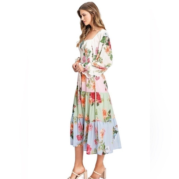 Love Collette Floral Tiered Midi Dress Size S - Picture 3 of 10